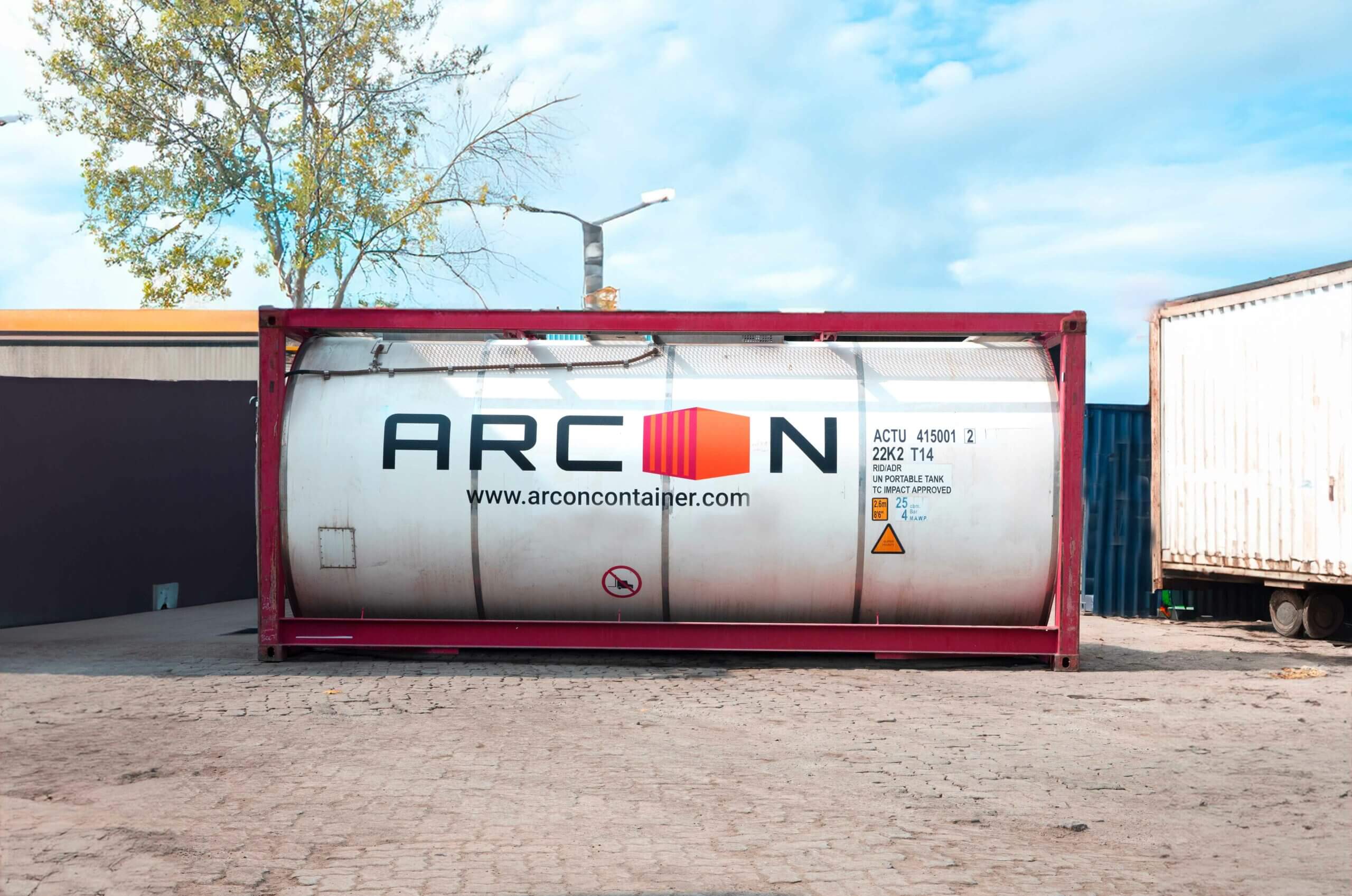 The Versatility and Efficiency of T14 Lined ISO Tank Containers